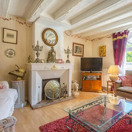 Saint-just-luzac Chateau Sleeps 15 Pool Wifi * Saint-Just-Luzac