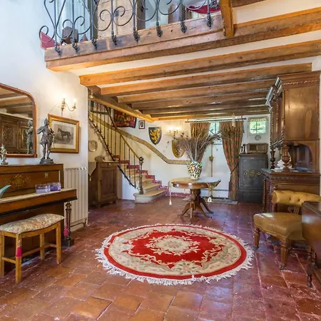 בית כפרי Saint-just-luzac Chateau Sleeps 15 Pool Wifi Saint-Just-Luzac